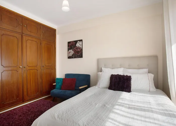 T0 Grota アパート *