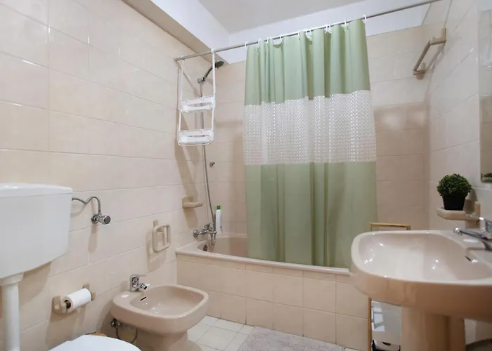 アパート T0 Grota *